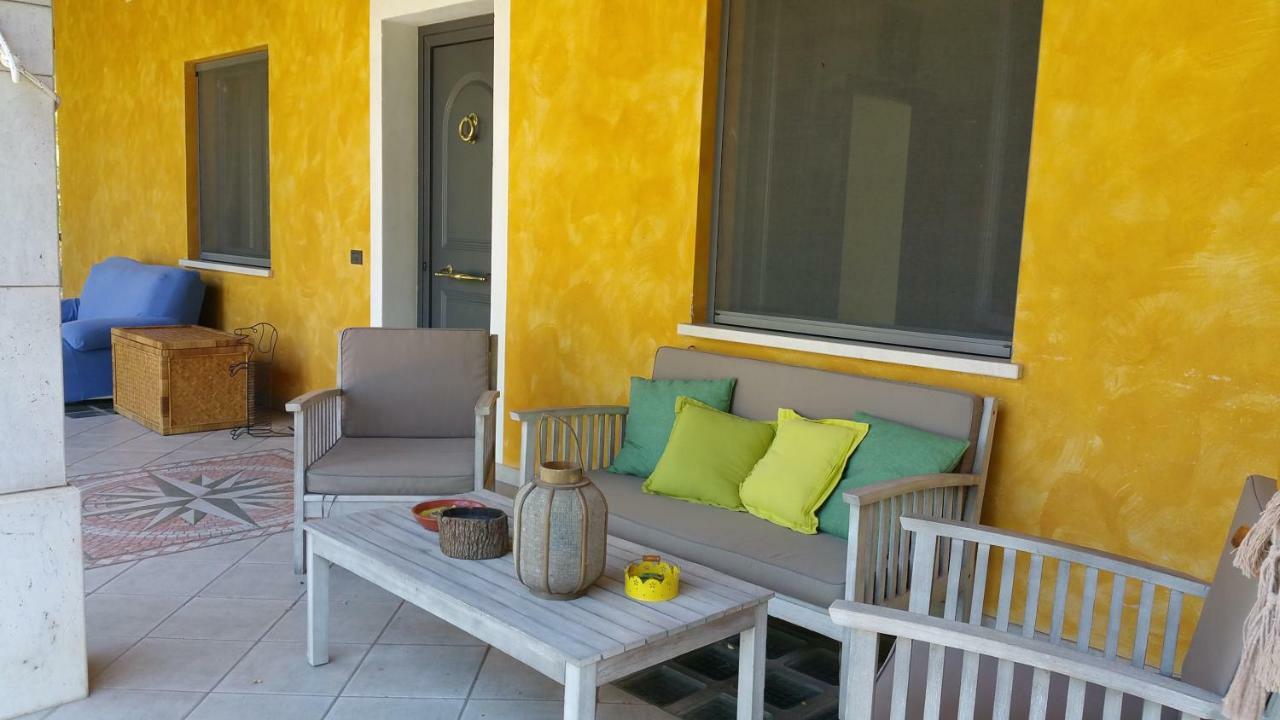 A Villa Ada B&B Arborea Exterior foto